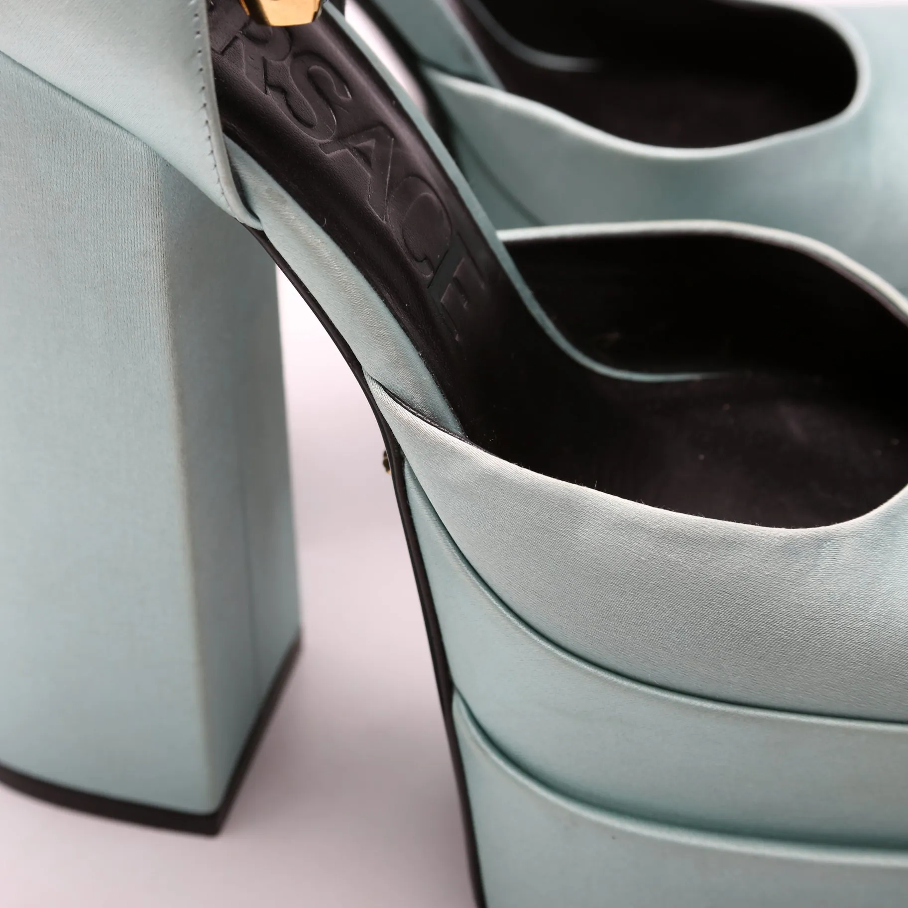 Aevitas Double Platform Pumps Size 37