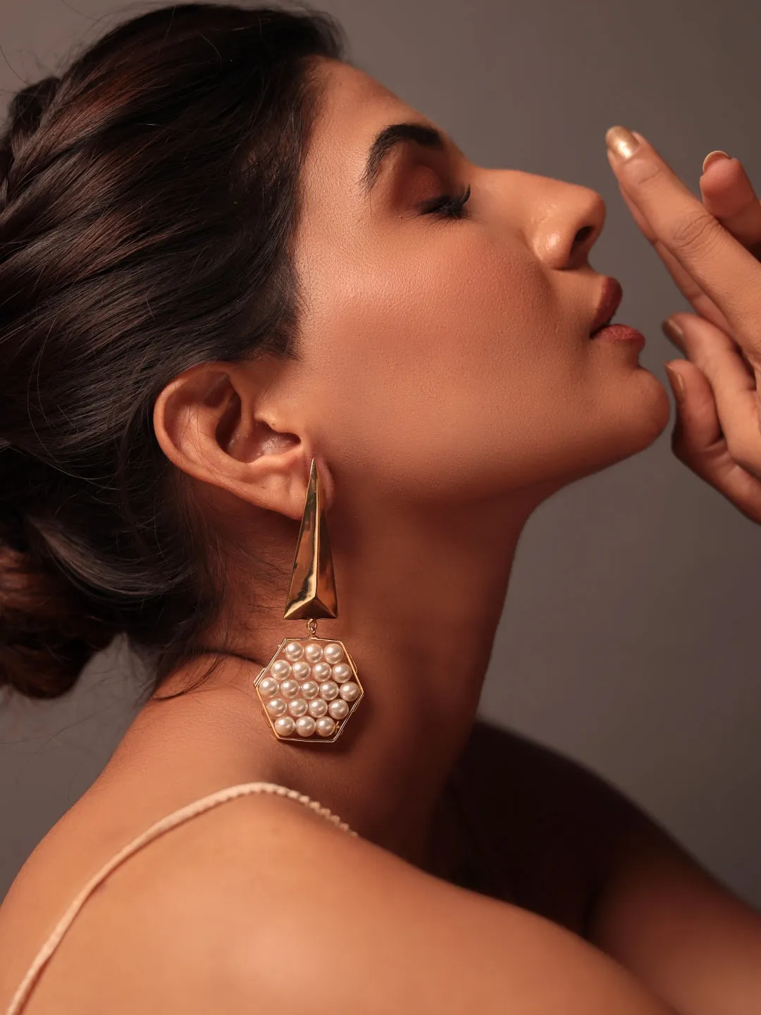 Hexagon Harmony Pearl Earrings