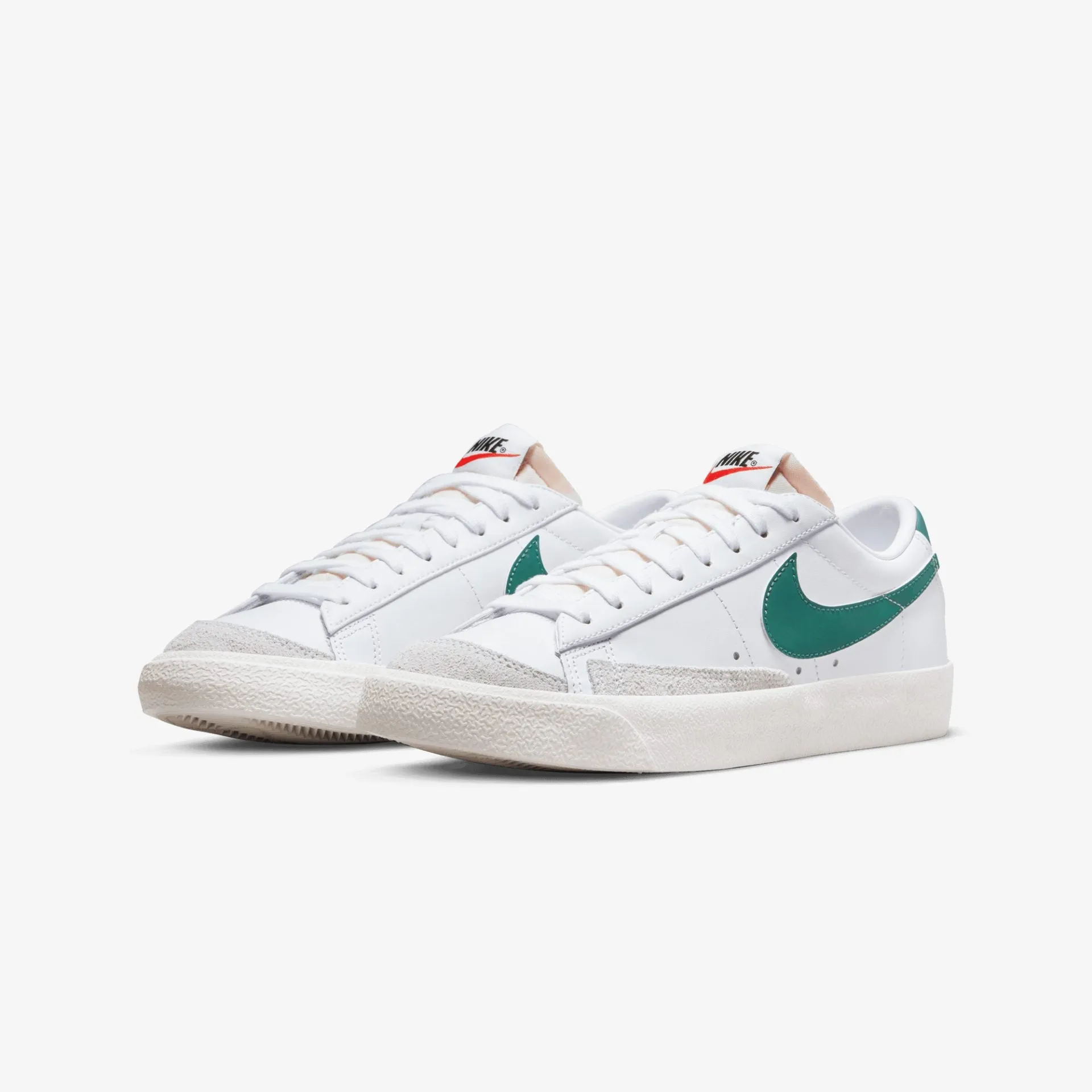 Nike | WMN'S BLAZER LOW 77 { WHITE/GREEN