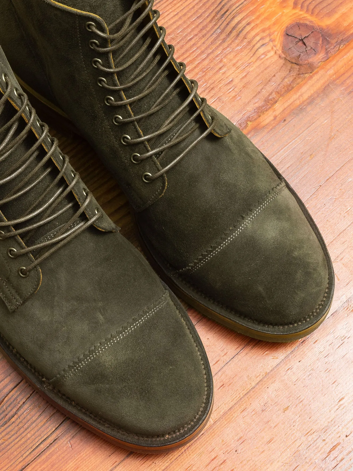 Service Boot 2030 Sawdust in Loden Green Janus Calf Suede