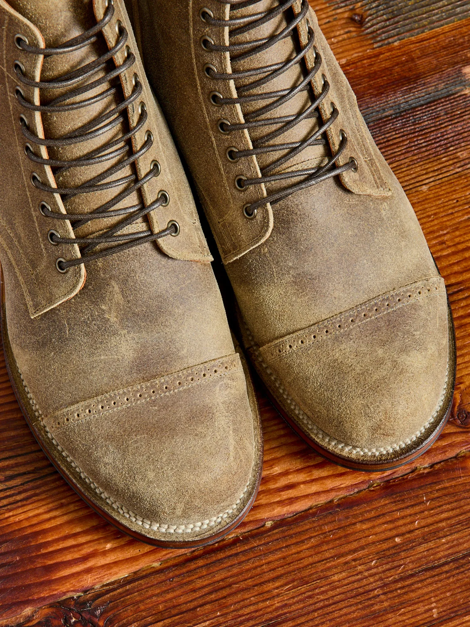 Service Boot BCT 2040 in Desert Sandy Waxy Commander