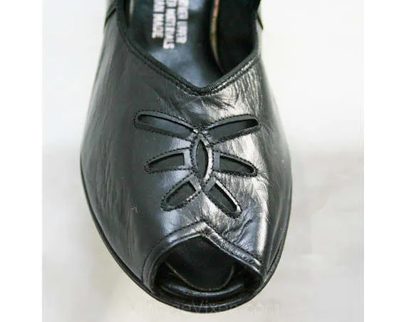 Size 5.5 Black Shoes - 1950s Leather Peep Toes with Elegant Cutwork - 5 1/2 A / AAA Narrow Width Pumps - Deadstock - Sophisticated - 40056-1