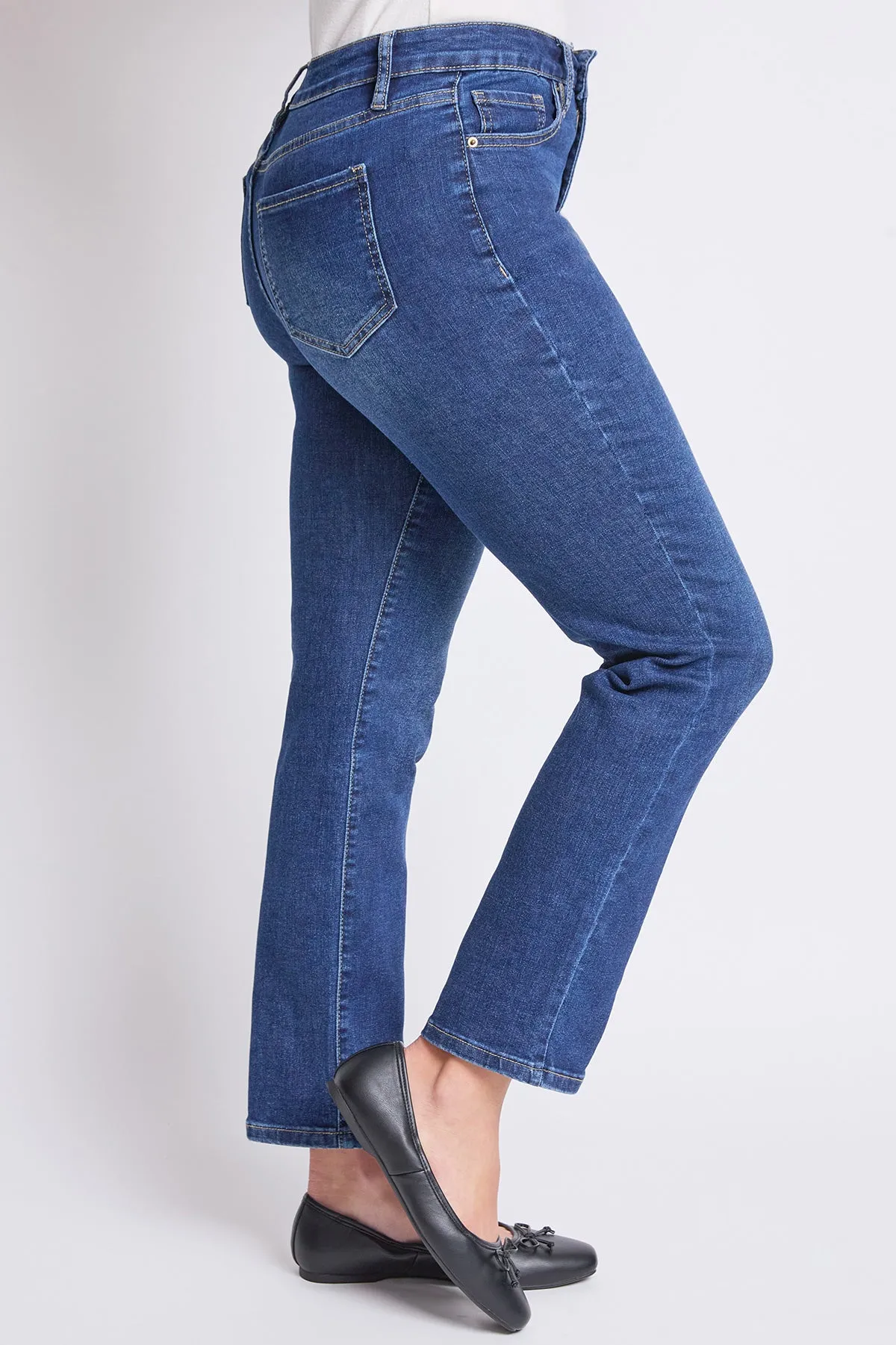 Women's High Rise Basic 5 Pocket Straight Leg Jeans