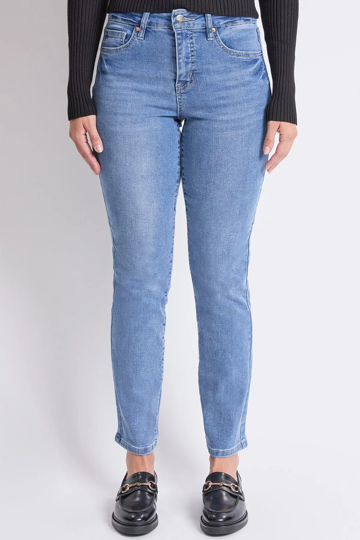Women's High Rise Basic 5 Pocket Straight Leg Jeans